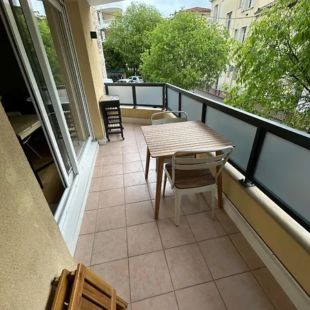 Apartment 1 Avec Terrasse Et Garage *