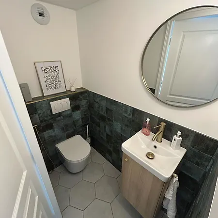 Appartement 1 Chambre Avec Terrasse Et Garage