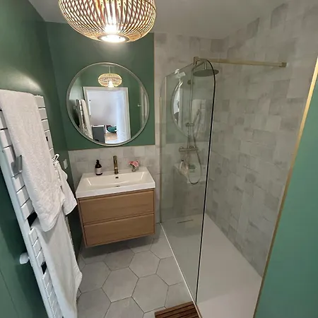 דירה Appartement 1 Chambre Avec Terrasse Et Garage